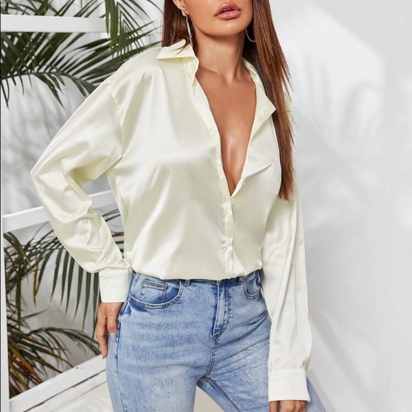 ~NTS~ NWOT Cream Silky Long Sleeve - Picture 5 of 8